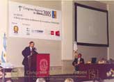 Guillermo Scorza presentando a José Rolón (Gerente Gral. de Corrugadora Centro)