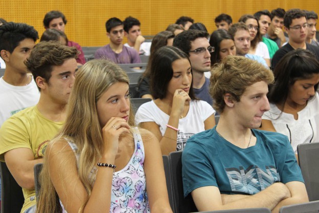 ¡Bienvenidos a la universidad!