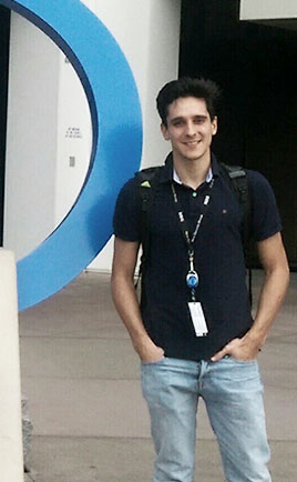 Un egresado UBP en el centro mundial de la tecnología