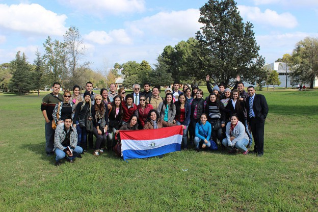 La Universidad de Asunción visita la UBP