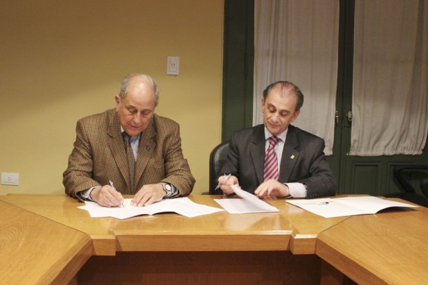 Colaboración académica entre IUCBC y UBP