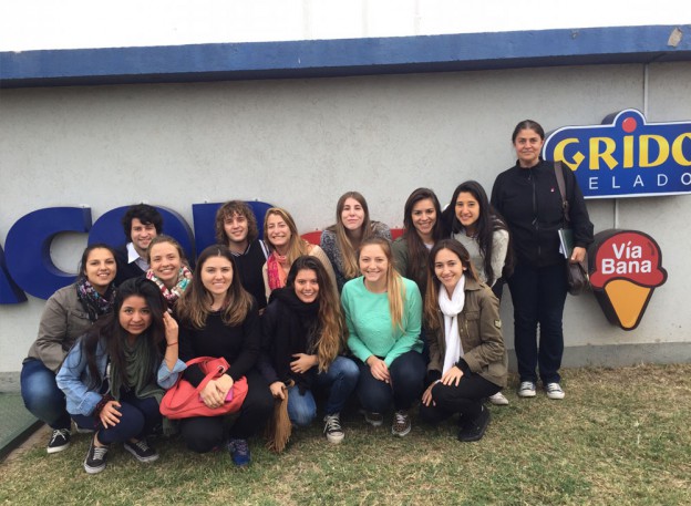 Alumnos UBP de visita en la Planta “Helacor”