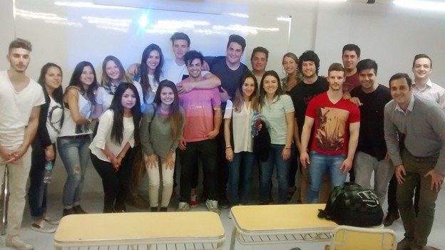 Alumnos UBP exploran la franquicia de Vía Bana