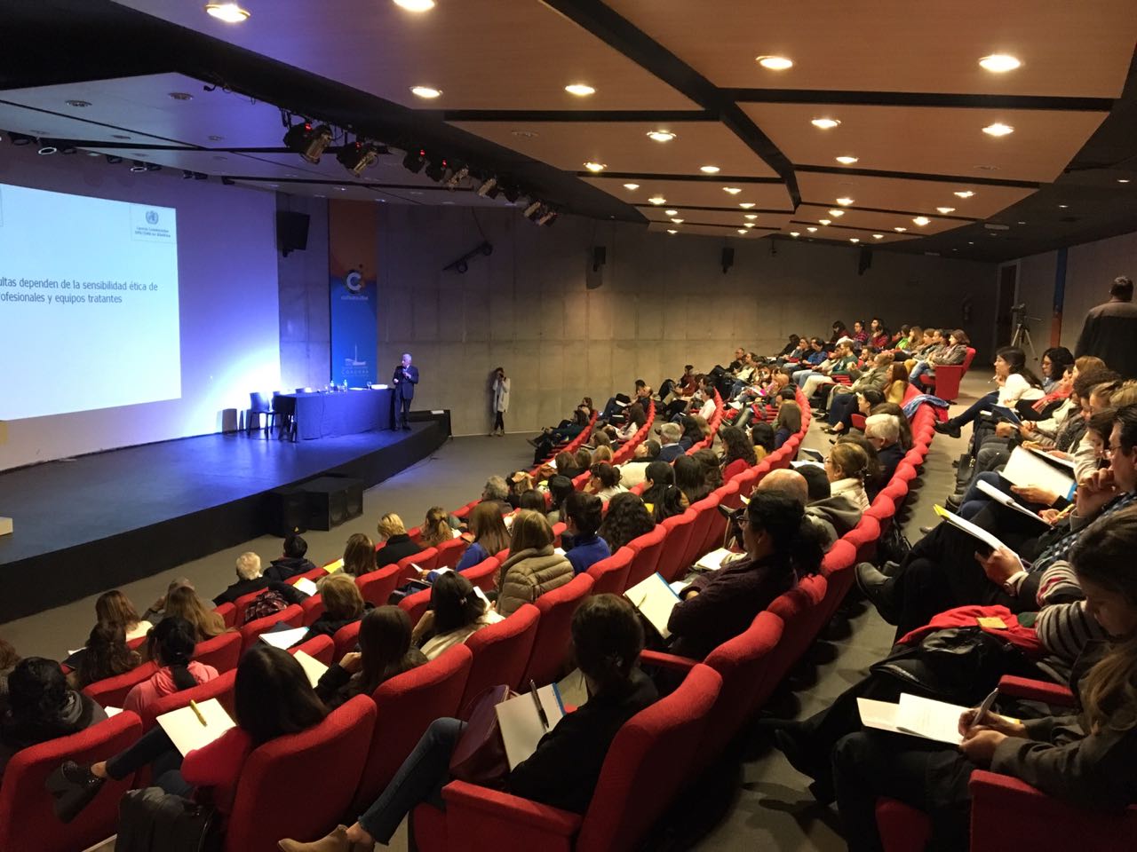 Prof. Carranza expuso en las Jornadas Provinciales de Bioética